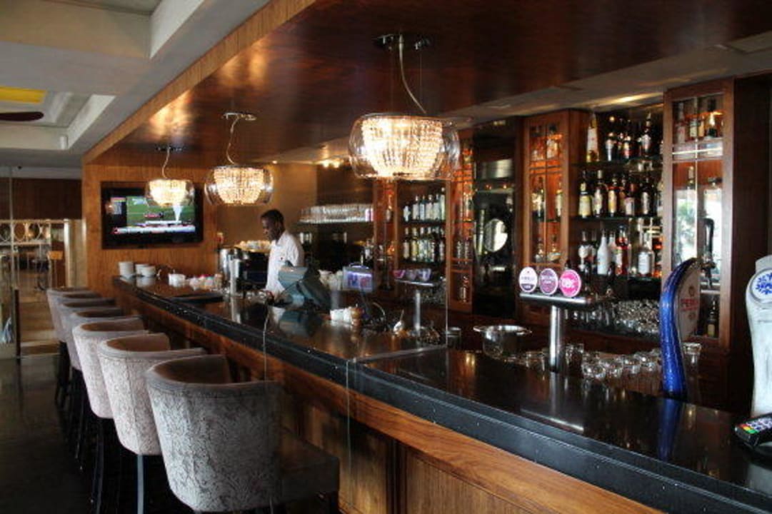 Schöne Bar Hotel Winchester Mansions