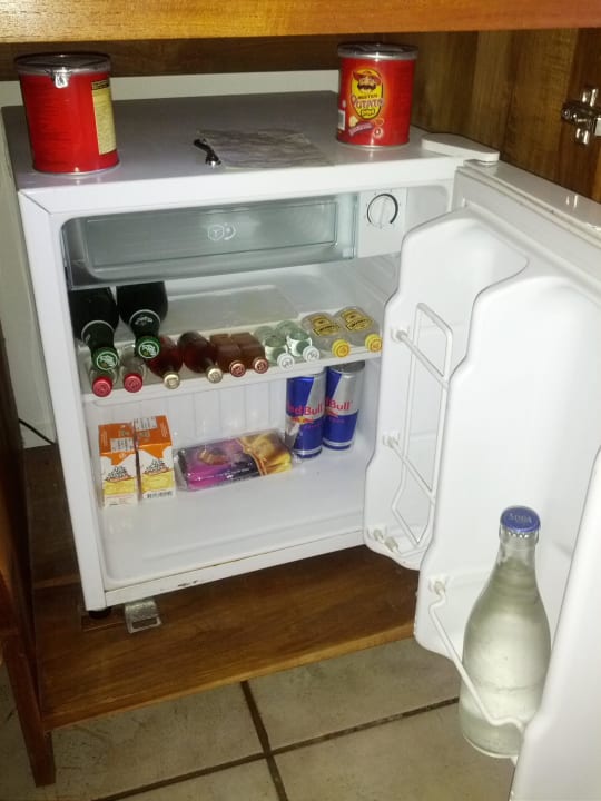 So sieht die Minibar aus Mermaid Hotel & Club