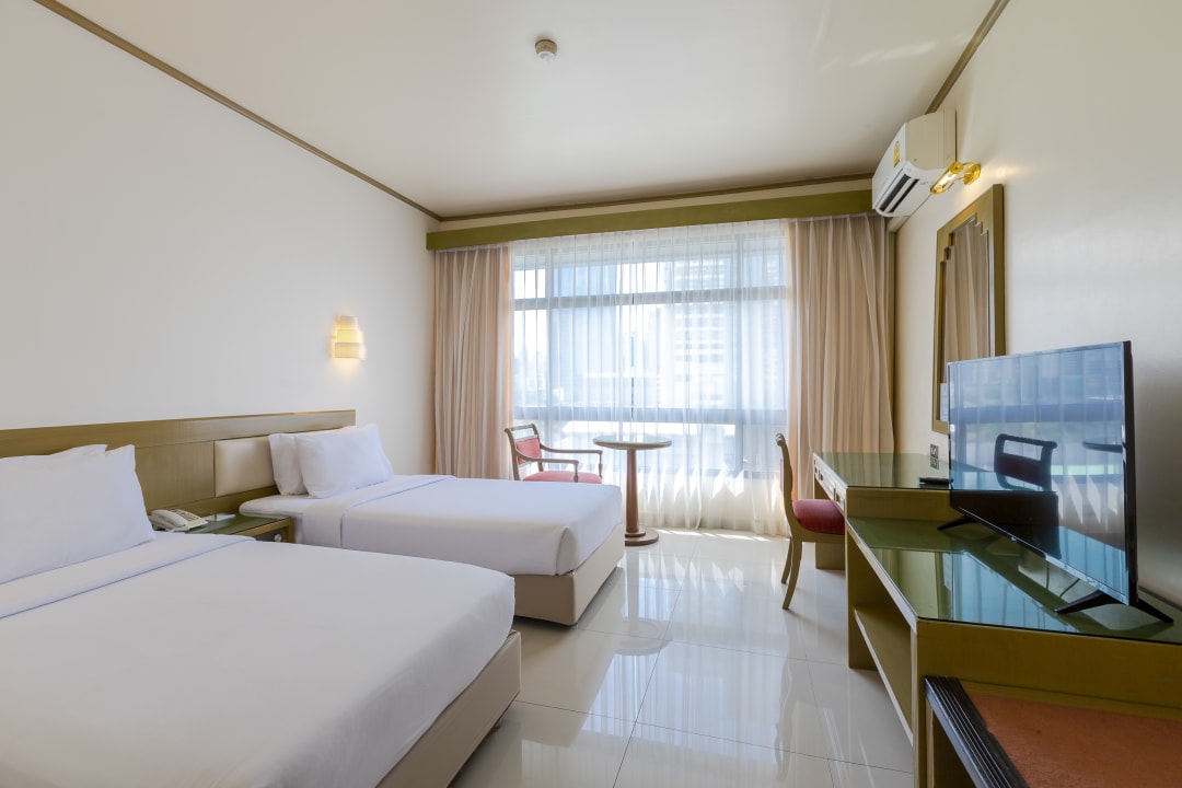 Zimmer Pinnacle Lumpinee Park Hotel
