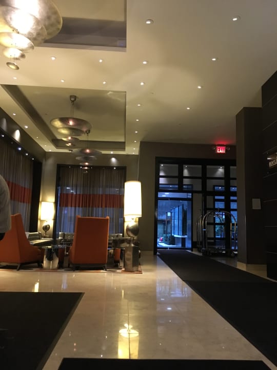 Lobby Hotel Bentley