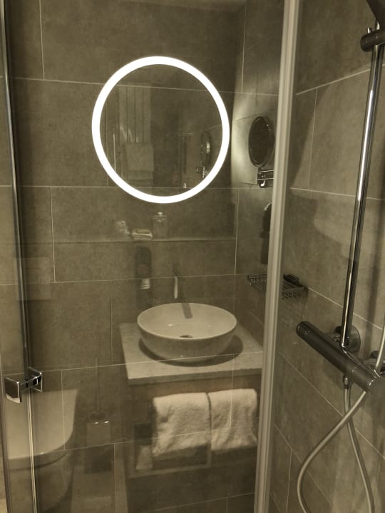 Zimmer Premier Inn Saarbrücken City Centre