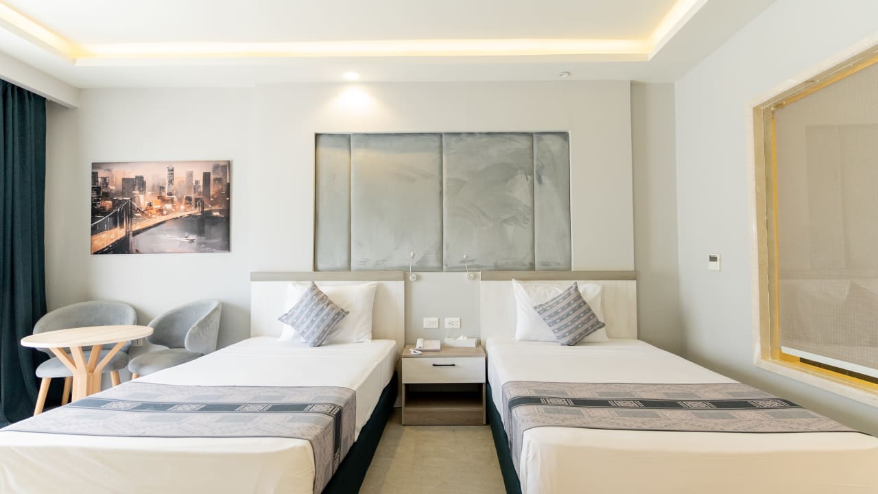 Zimmer Aladdin Beach Resort