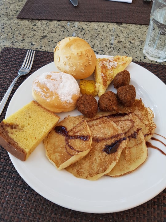 Frühstücksbuffet im Hauptrestaurant Jaz Makadi Oasis Resort
