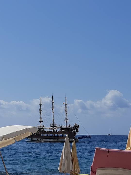 Strand Kleopatra Celine Hotel