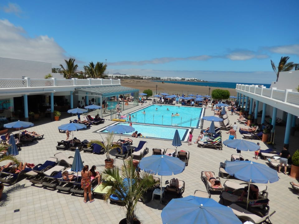Blick auf den Pool Hotel Las Costas
