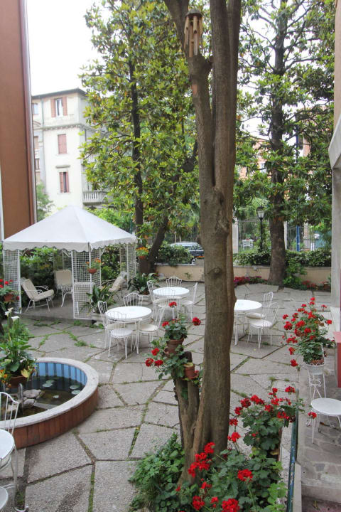 Kleiner Garten Hotel Rigel