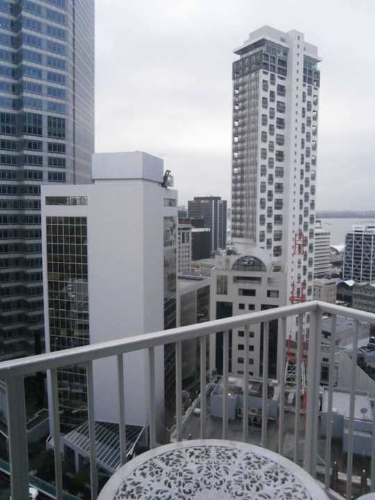 Balkon mit Ausblick Waldorf Bankside Apartments