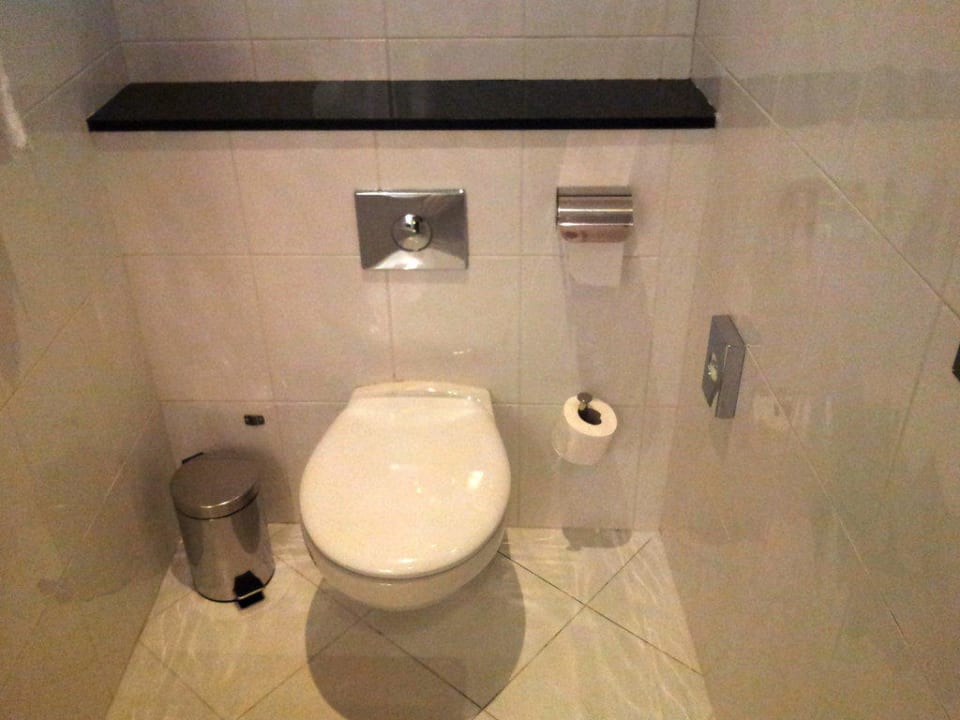 Toilette Hotel Holiday Inn Express Molins De Rei