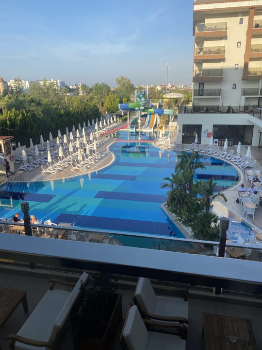 Pool Glamour Resort & Spa