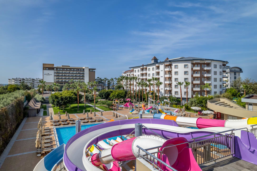Pool Hotel Royal Garden Beach