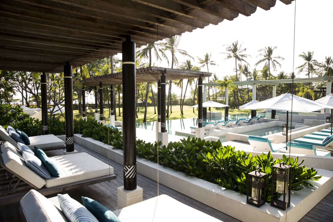 Pool Club Med Bali