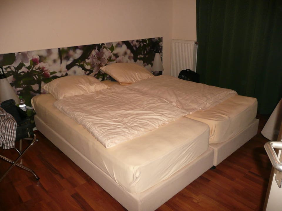 Schlafzimmer unten im Moselhaus C 202 Eurostrand Resort Moseltal