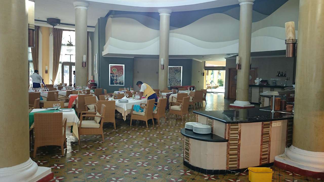 Restaurante Büffet - La Brisa JOIA Paraiso by Iberostar
