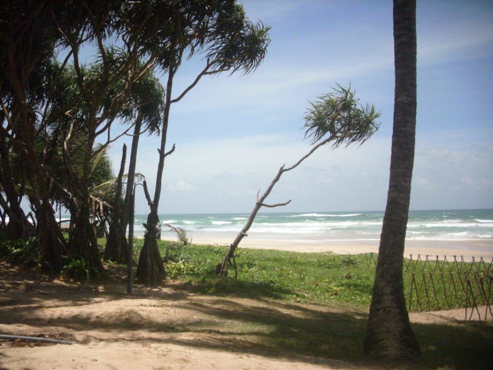 Linker Strandabschnitt Hotel Koggala Beach