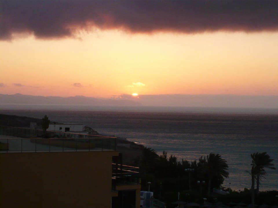 Sonnenaufgang vom Balkon aus SBH Club Paraiso Playa