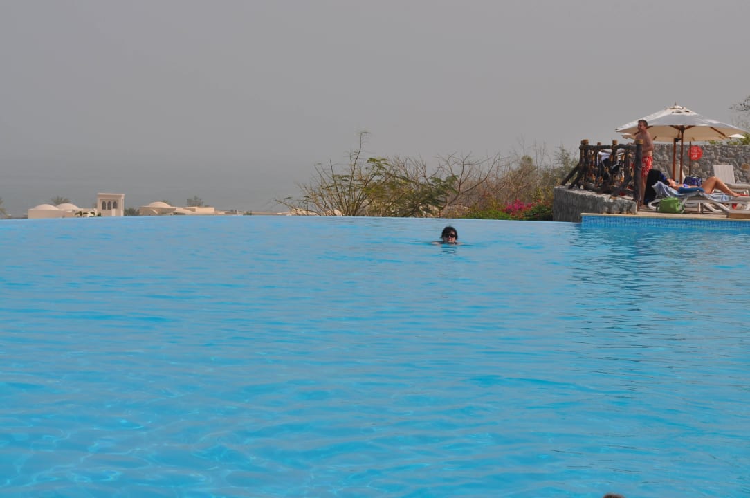 Ganz oben The Cove Rotana Resort