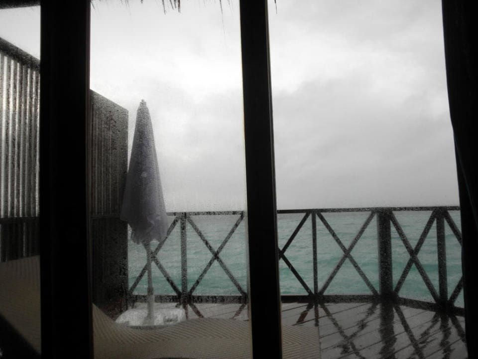 Bei Regen Angaga Island Resort
