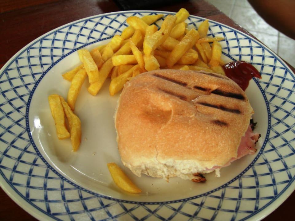 Snack aus der Snackbar Melia Las Antillas - Adults only