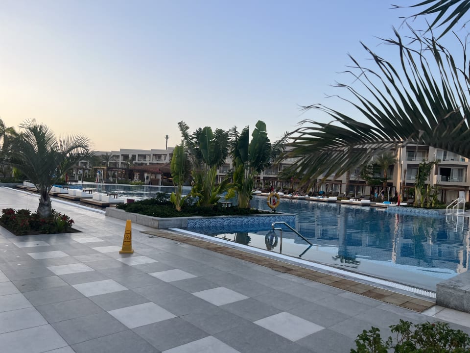 Pool Steigenberger Resort Ras Soma