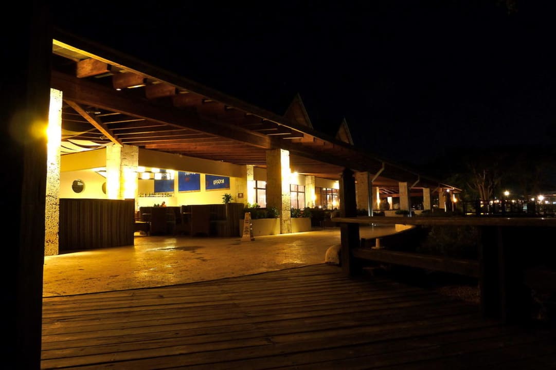 Chill Area Dreams La Romana Resort & Spa