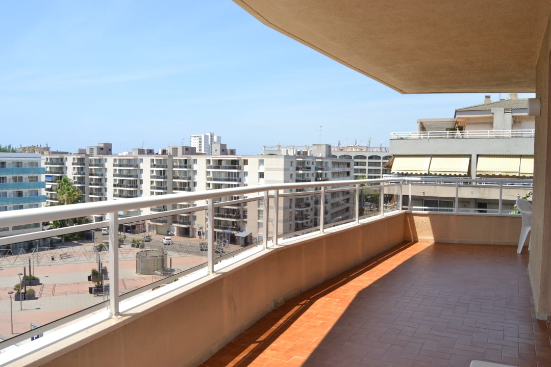 Ausblick California Apartments