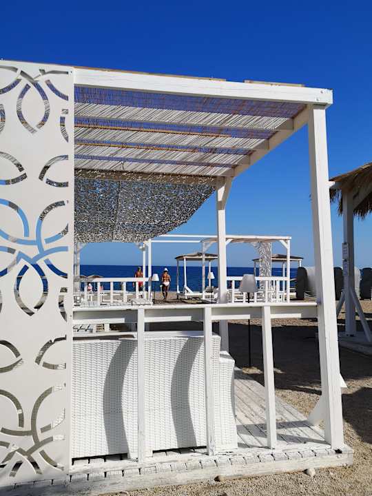 Strand Asterias Beach Resort