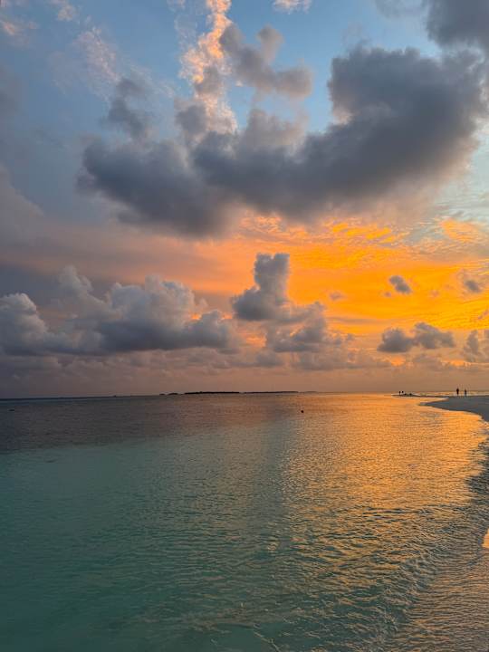Strand Kuredu Island Resort & Spa