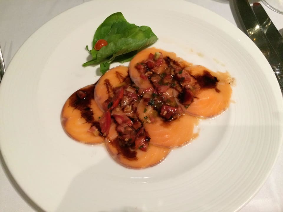 Lachs Carpaccio - italienisches Restaurant Rixos Sharm El Sheikh Adults Only 18 +