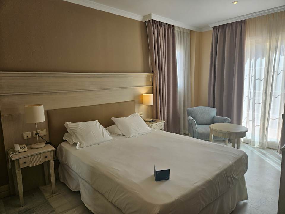 Zimmer Iberostar Waves Málaga Playa