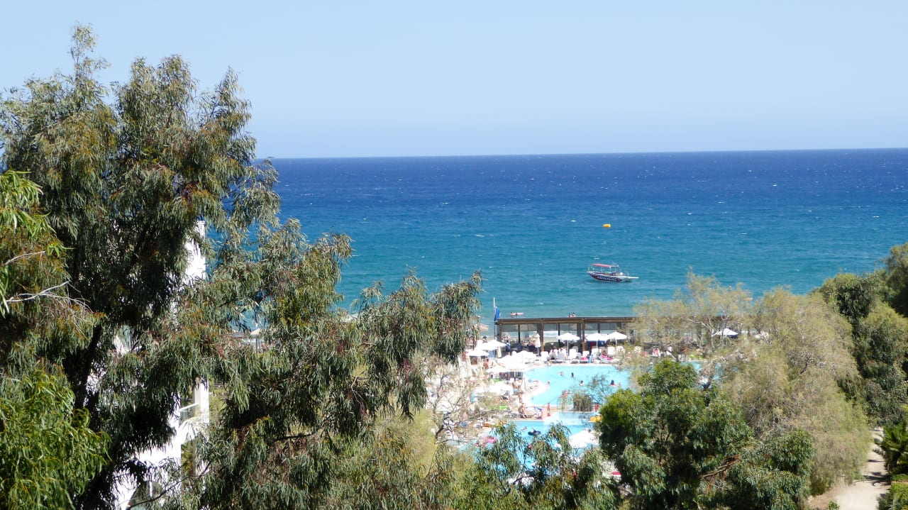 Ausblick Apollonia Beach Resort & Spa