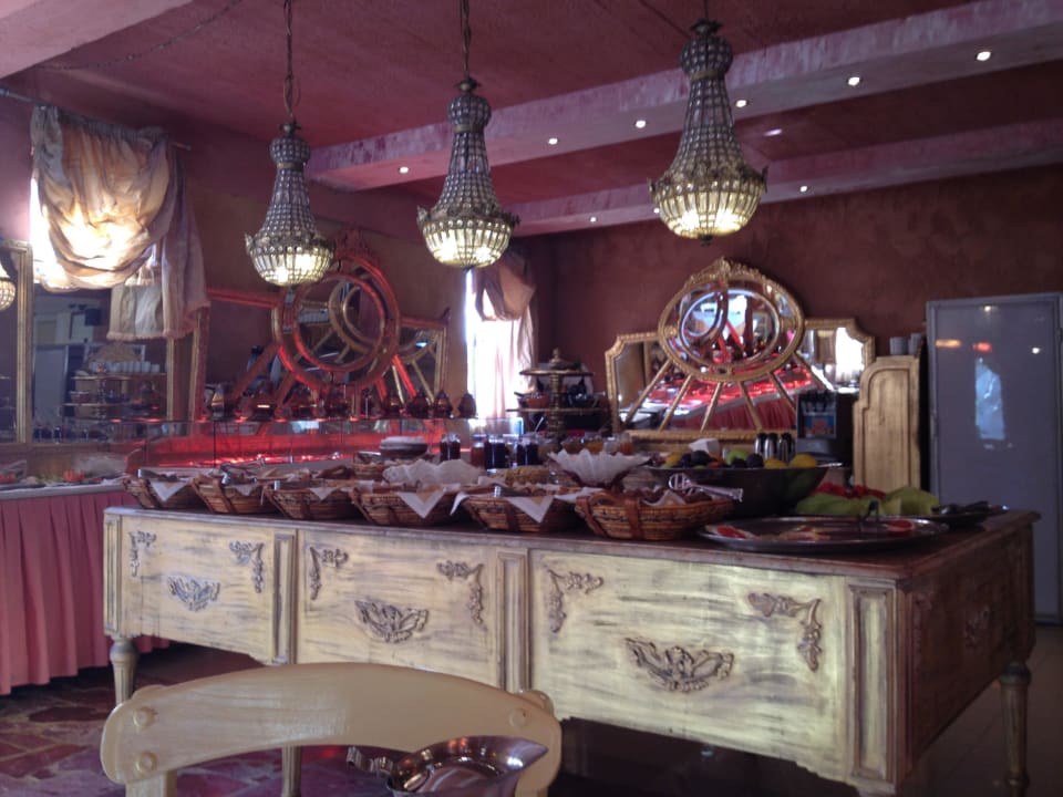 Schön angerichtet  Orpheas Resort - Adults Only