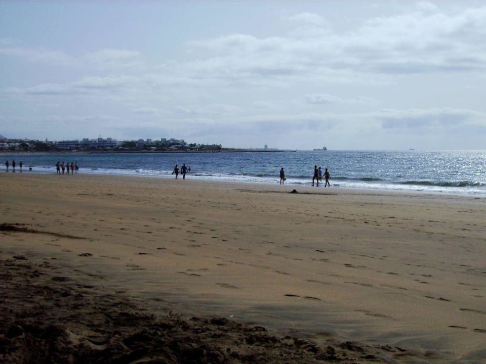 Strand vor dem Hotel Hotel Las Costas