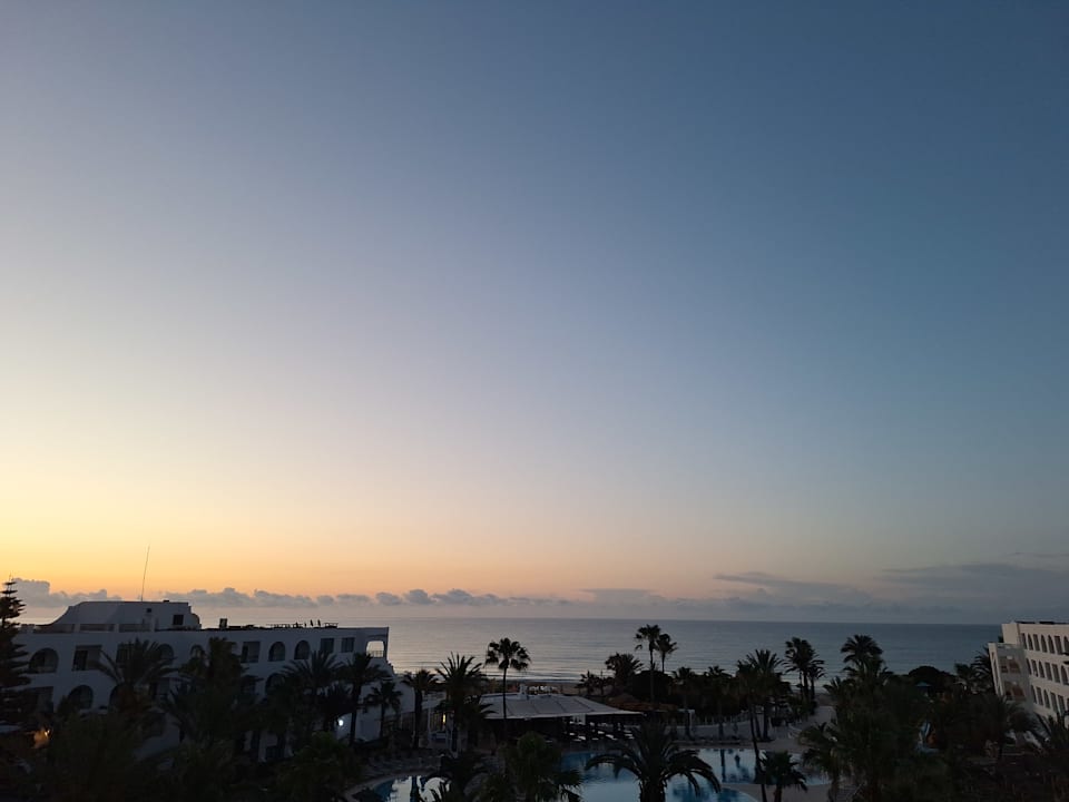 Ausblick Nozha Beach Resort & Spa