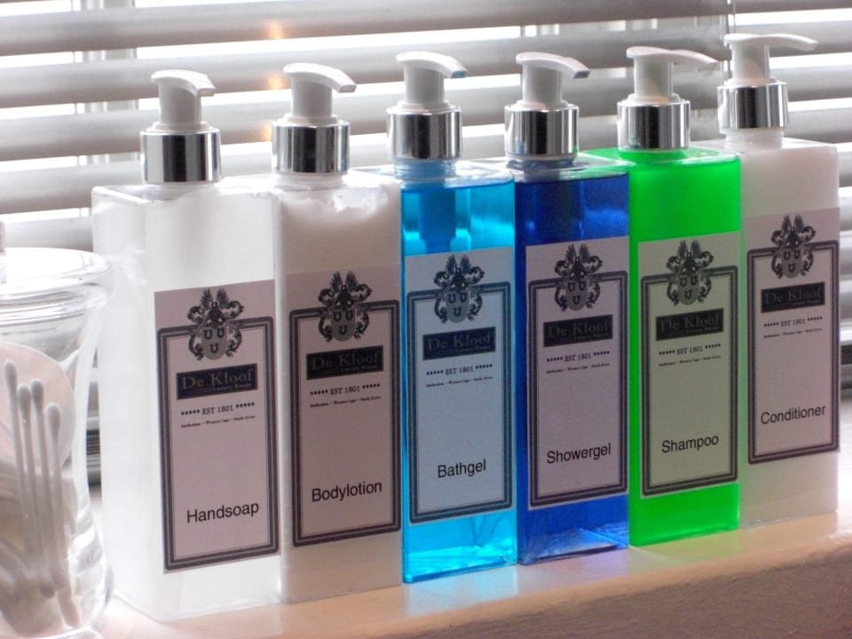 Bathroom amenities De Kloof Luxury Estate