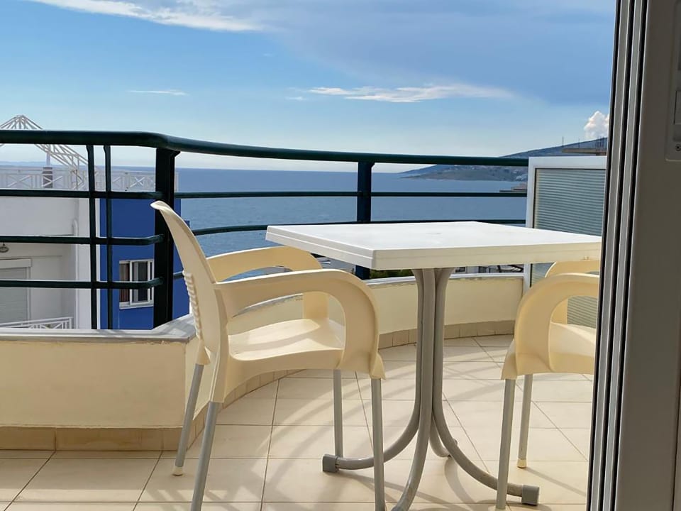 Zimmer Afrimi Relax Apartments