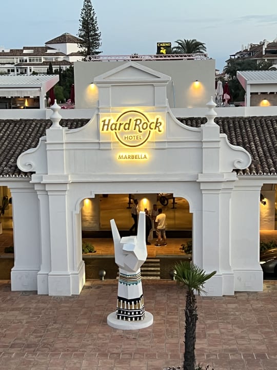 Außenansicht Hard Rock Hotel Marbella