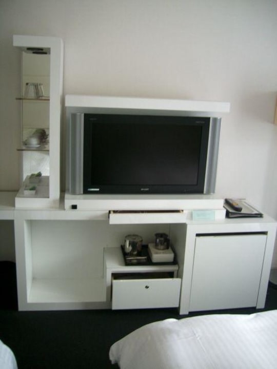 Großer LCD Fernserher X Cross Hotel Osaka