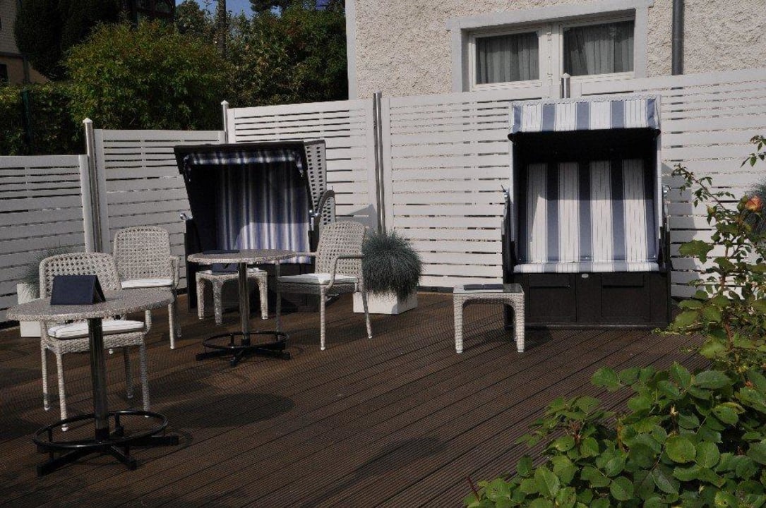 Gemütlich zum draussen Sitzen Usedom Palace Hotel