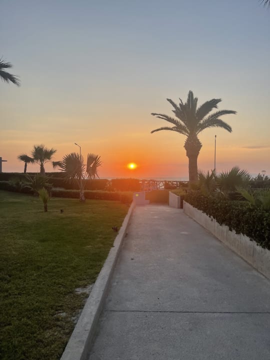 Gartenanlage Akti Imperial Deluxe Resort & Spa Dolce by Wyndham