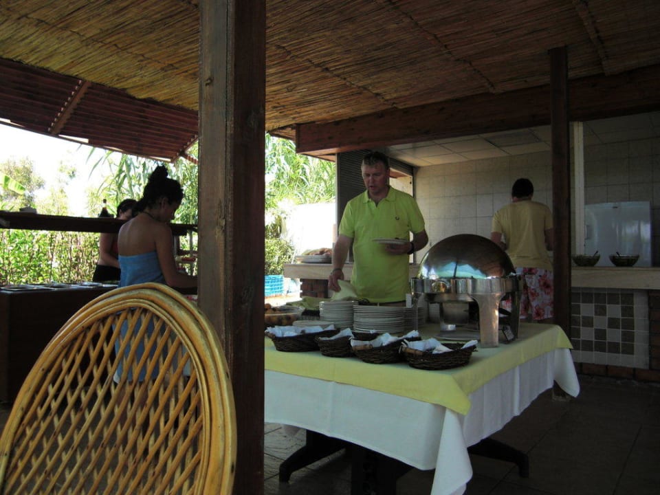 Büffet / Strandbar Can Garden Resort