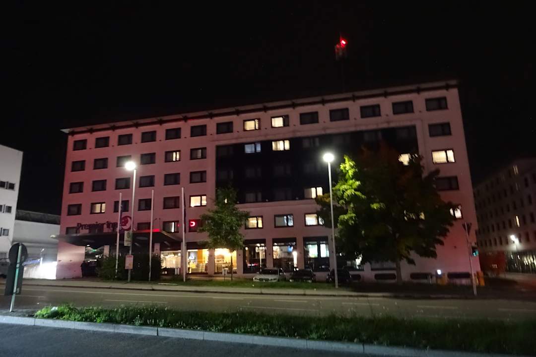 Außenansicht Premier Inn Stuttgart Airport