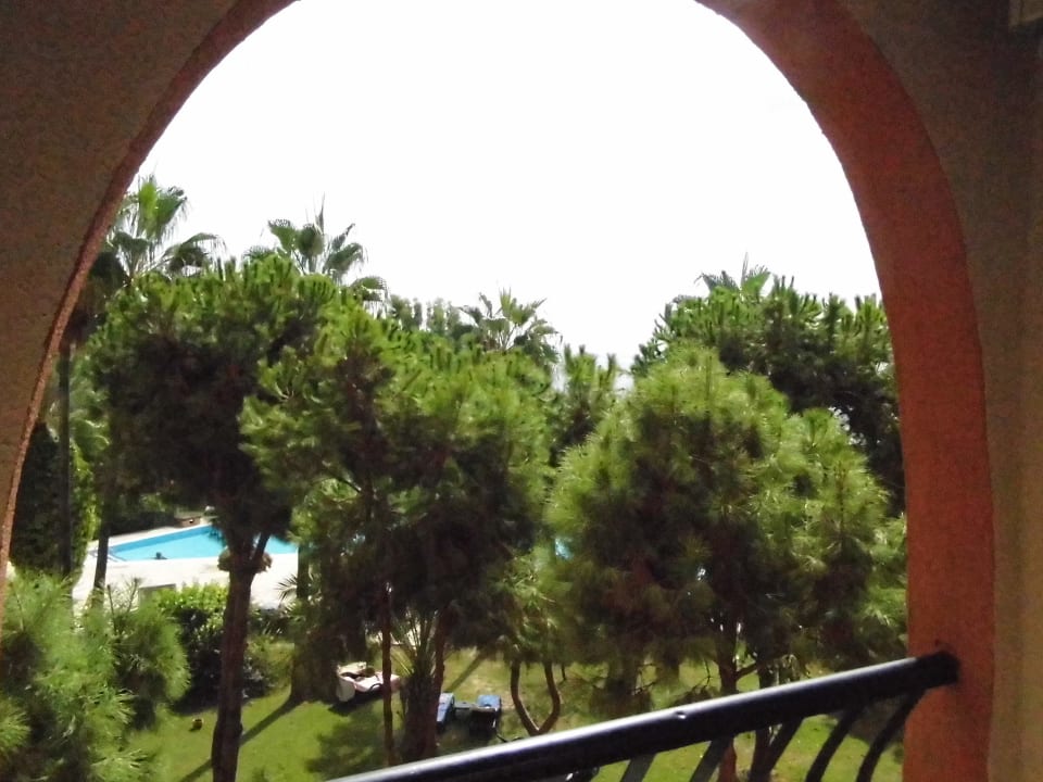 Ausblick Club Turtas Beach Hotel