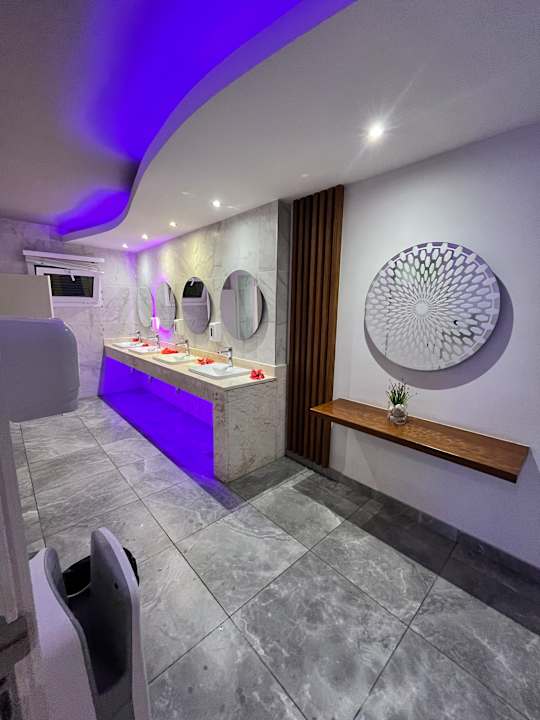Zimmer Grand Aston Varadero