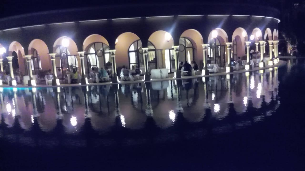 Le Dôme le soir magnifique Makadi Palace