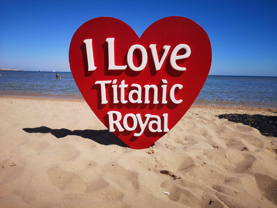 Strand Titanic Royal