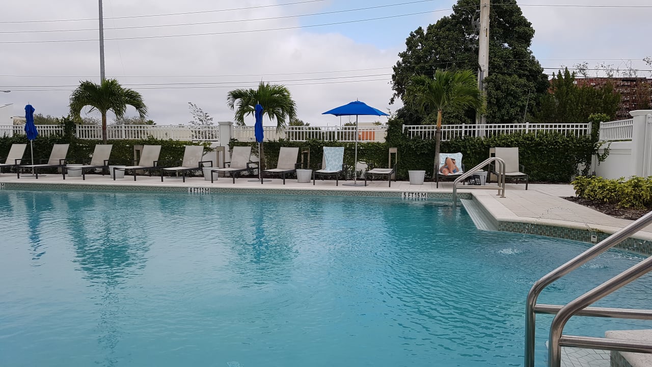 Pool Hilton Garden Inn Miami Dolphin Mall