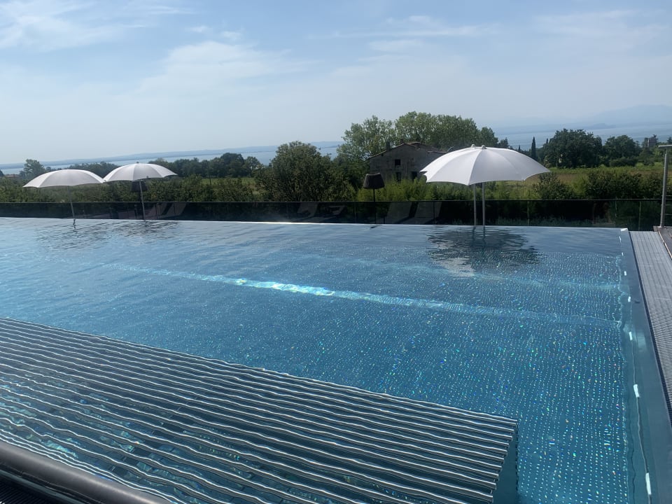 Pool Quellenhof Luxury Resort Lazise