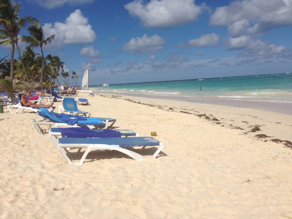 Strand vor dem Hotel Punta Cana Princess All Suites Resort & Spa
