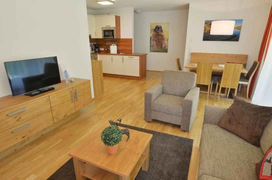 Wohnzimmer AlpinLodges Matrei