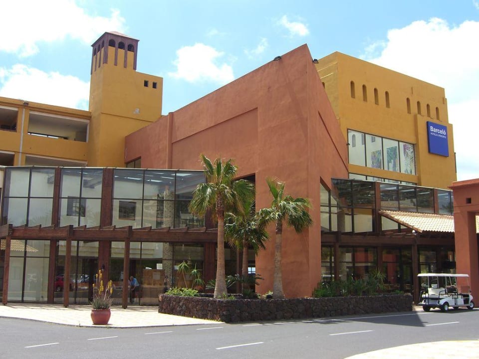 Haupteingang vom Hotel Occidental Jandía Playa